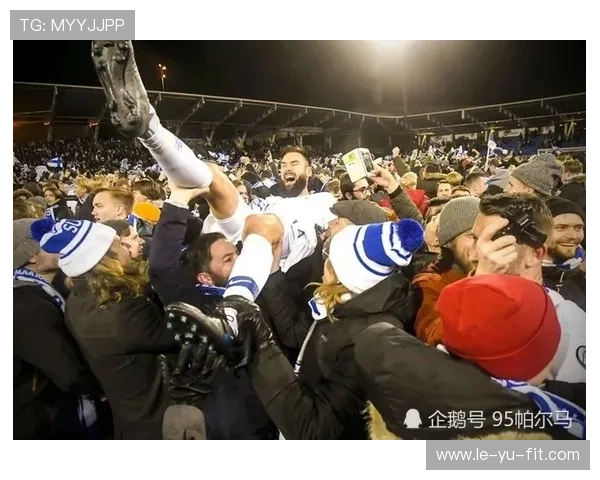 阿德耶米盘带风格引爆全场，球迷惊叹其突破魅力